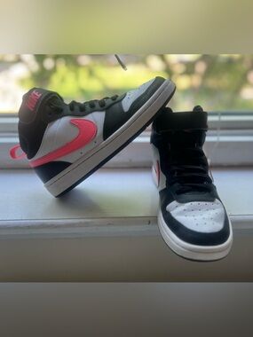 Nike Court Borough Mid 2 Kids' Shoes